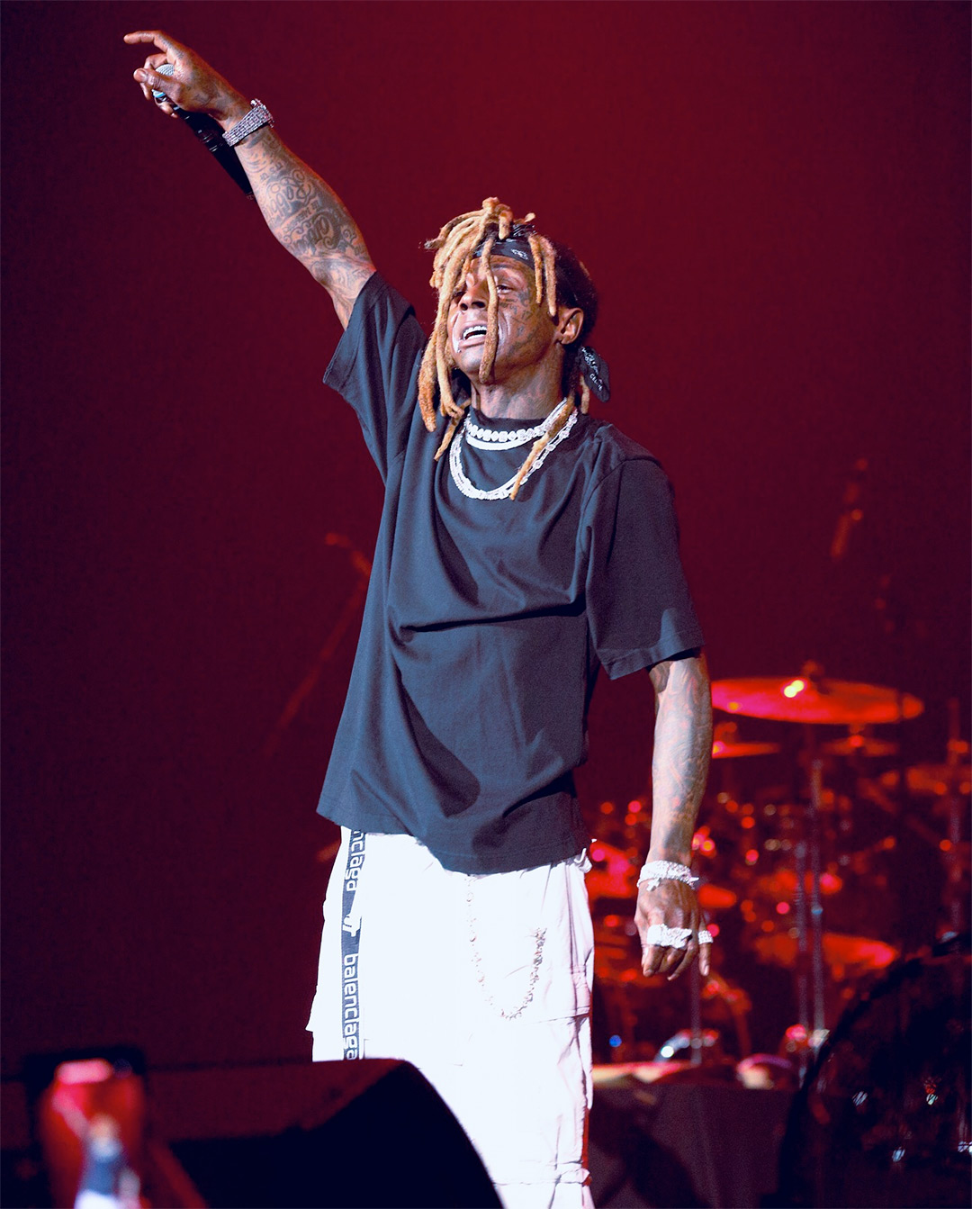 Lil Wayne Performs Live At The Toyota Arena In Ontario With Allan Cubas & Domiio