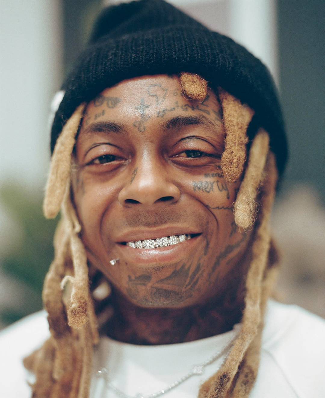 https://www.lilwaynehq.com/blog/wp-content/uploads/slider/cache/8e4ddf42c24141b3b5ee42ad4a9421ce/lil-wayne-young-money-radio-show-return-season-2-watch-trailer.jpg