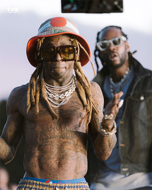 Behind The Scenes Of 2 Chainz And Lil Wayne S Money Maker Video